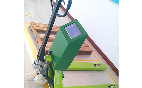 RFID叉車改裝案例.jpg RFID叉車改裝案例.jpg