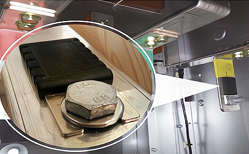 采用RFID超高頻無(wú)源芯片技術(shù)的電力輸變電節(jié)點(diǎn)溫度監(jiān)測(cè) 采用RFID超高頻無(wú)源芯片技術(shù)的電力輸變電節(jié)點(diǎn)溫度監(jiān)測(cè)